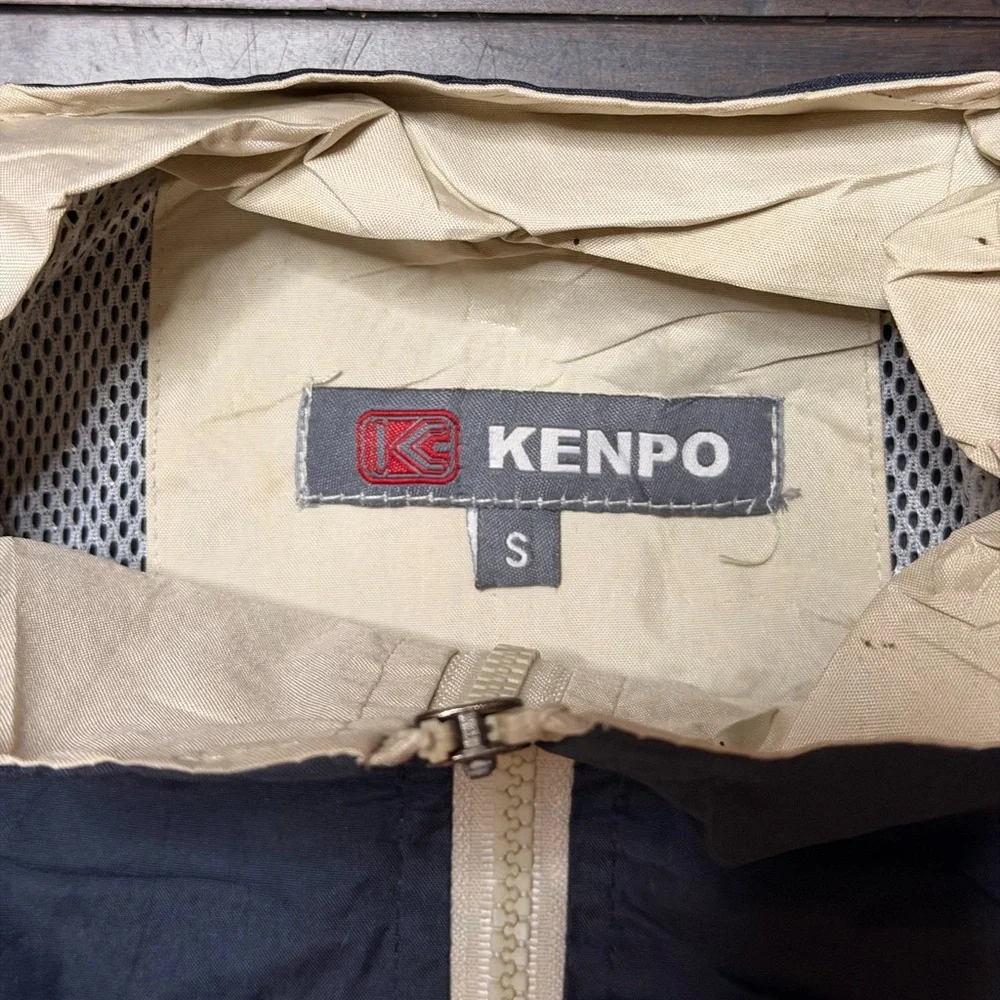 Hampton Beach Navy and Cream Windbreaker